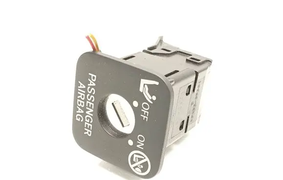 Passenger airbag on/off switch