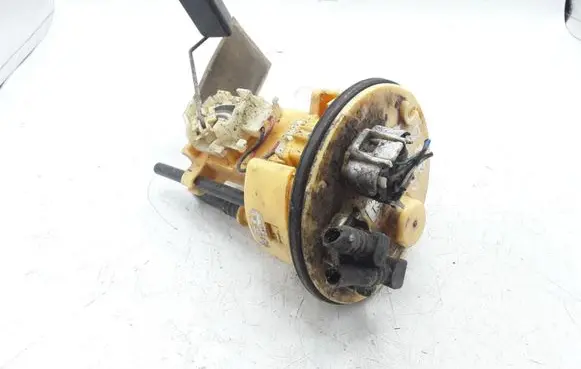 Toyota Corolla Verso AR10 Fuel level sensor 770100F010