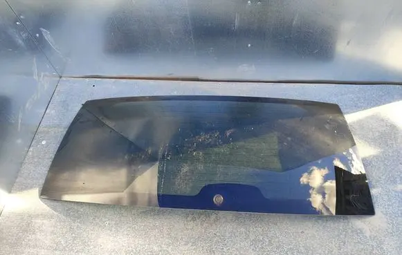 Chrysler Town u0026 Country V Rear windscreen/windshield window 43r000147