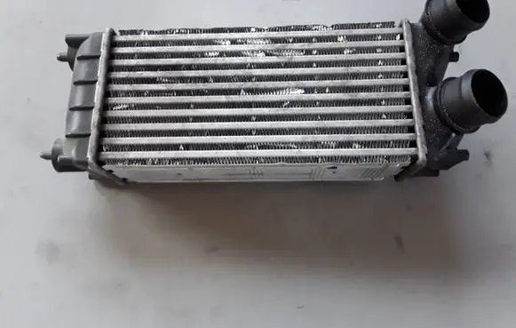 Peugeot 3008 I Intercooler radiator 9684212480