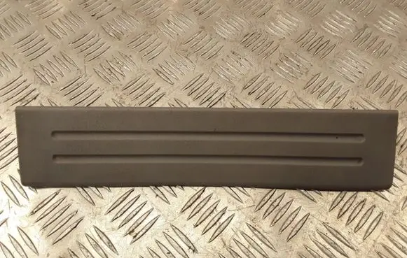 KIA Sorento Rear sill trim cover 858723E000