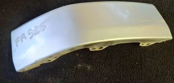Subaru Forester SF Rear/tail light trim molding 