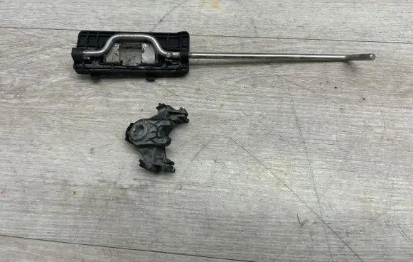 Porsche Cayenne (92A) Headlight/headlamp mounting bracket 7P5941121B 95863151900 95863119402
