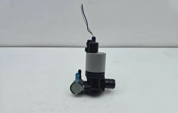 Toyota Auris E180 Windscreen/windshield washer pump 1020974001 160827C 825316