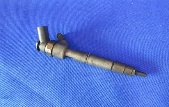 Mercedes-Benz B W245 Fuel injector A6400700787