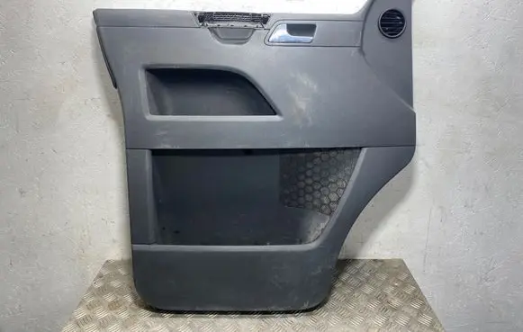 Volkswagen Transporter - Caravelle T5 Front door card panel trim 7H0867103
