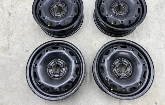 Volkswagen Fox R14 steel rim 6q0601027c