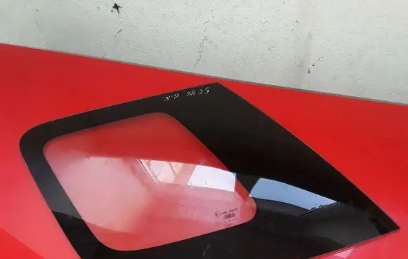 Subaru Justy Rear vent window glass 43R004337