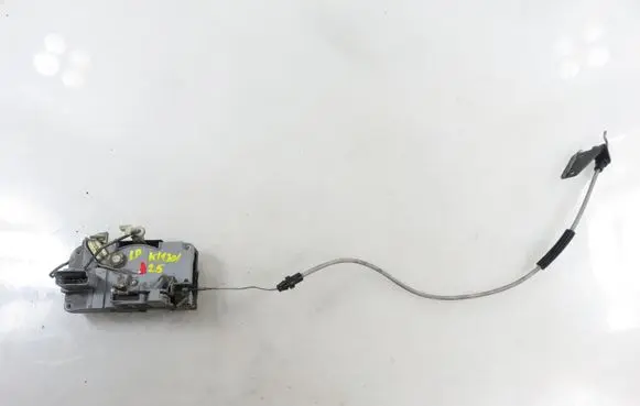 Peugeot 307 Front door lock 