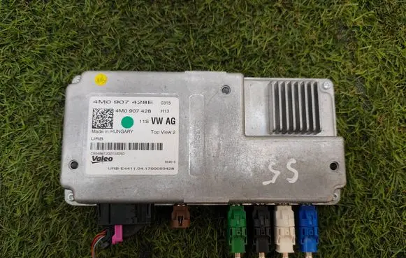 Audi S5 F5 Camera control unit module 4M0907428E 4M0907428 C854607JG0153250