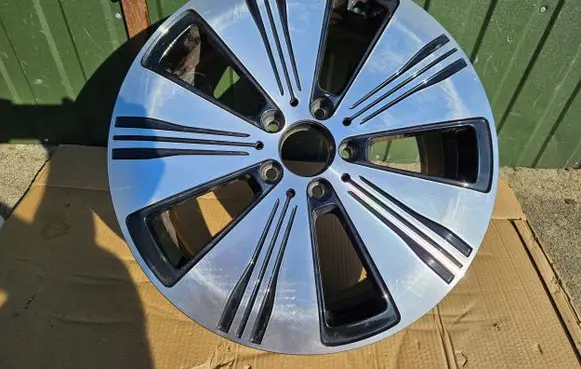 Mercedes-Benz EQB R18 alloy rim A2434010100