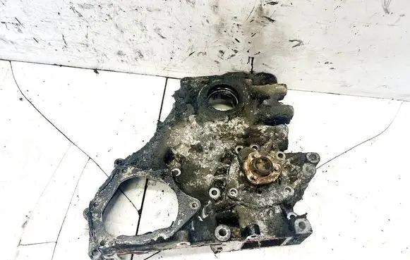 Opel Vectra B Oil pump 