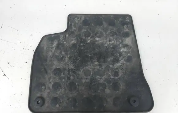 Peugeot 3008 I Front floor mat 27092X01