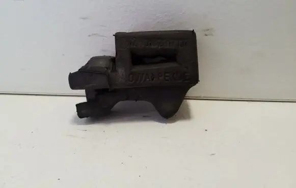 Volkswagen Amarok Fender foam support/seal 2H0711113P