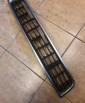 Audi A4 S4 B6 8E 8H Front bumper lower grill 8E0807647
