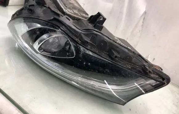 Mercedes-Benz CLA C117 X117 W117 Headlight/headlamp 10381010000