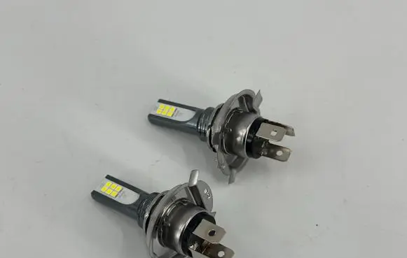 Renault Trafic II (X83) Headlight/headlamp bulb 