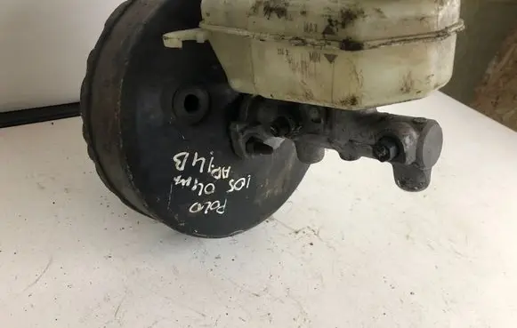 Volkswagen Polo Brake booster 601614105AD