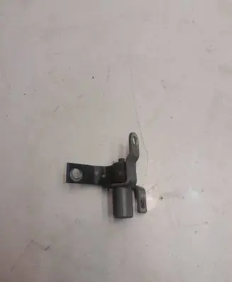 Ford Mondeo MK IV Front door upper hinge