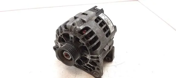 Skoda Fabia Mk1 (6Y) Generator/alternator 03D903025J
