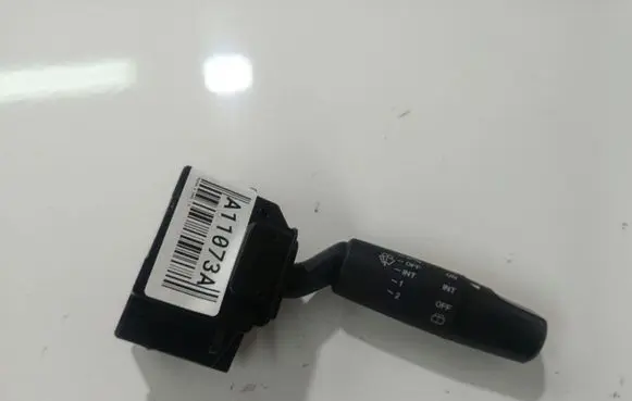 Mazda 3 I Wiper control stalk 17D662