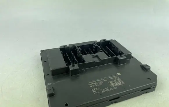 Volkswagen T-Roc Comfort/convenience module 5Q0937084DF