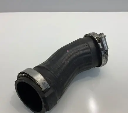 Intercooler hose/pipe
