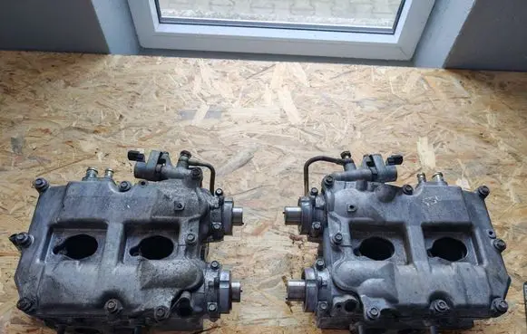 Subaru Forester SG Engine head 