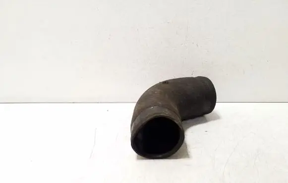 Nissan X-Trail T30 Intercooler hose/pipe
