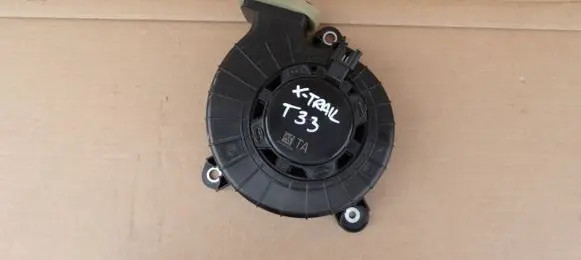 Nissan X-Trail T33 Hybrid/electric vehicle battery fan 50809003