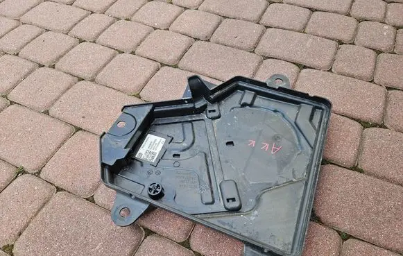 Opel Astra K Adblue tank cap 42751848- 39238615-