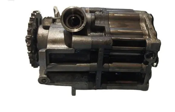 Mercedes-Benz Vito Viano W447 Oil pump A6541802501
