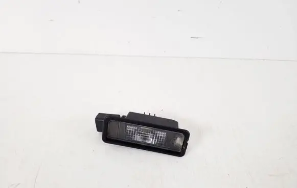Volkswagen Golf VII Number plate light 1K8943021