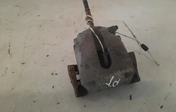 BMW 5 E39 Rear brake caliper 4010298