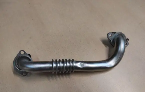 Ford Focus EGR valve line/pipe/hose FM5Q9D477AA