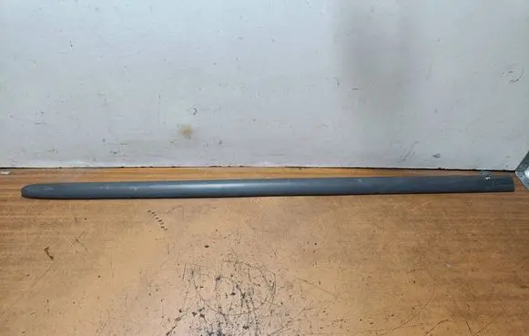 Nissan Almera Tino Front door trim (molding) 80871