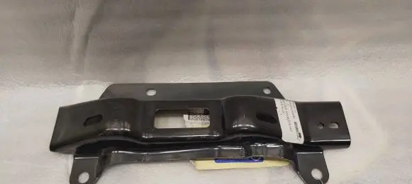 Dodge RAM Gearbox mounting bracket 68264798AC