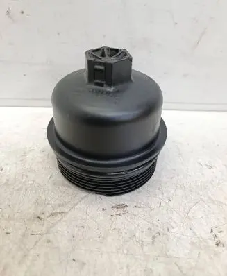 Peugeot 308 Oil filter cover 