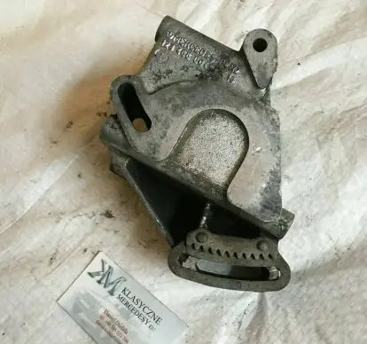 Mercedes-Benz W123 Engine mounting bracket 1234660041