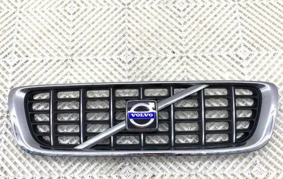 Volvo V70 Front grill 31255500