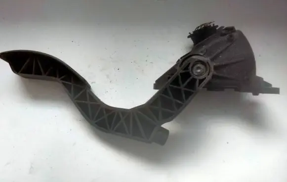 Audi A6 S6 C5 4B Accelerator throttle pedal 8D1721523F 6PV00837603