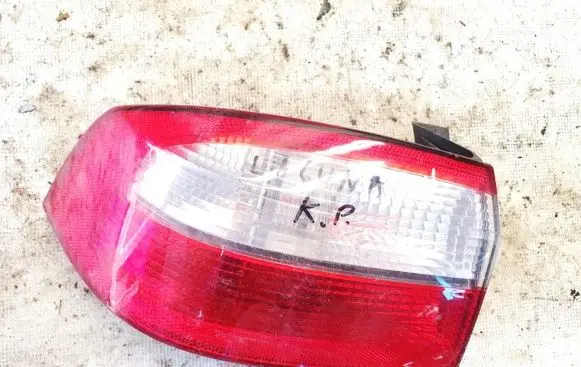 Renault Laguna II Rear/tail lights 8200002473 23450102