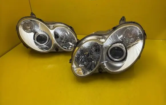 Mercedes-Benz CLK A209 C209 Headlight/headlamp CLKW209