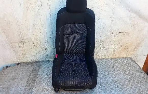 Toyota Auris E180 Front driver seat 