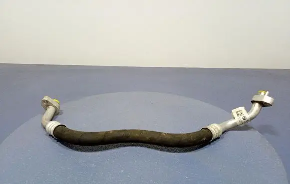 BMW X3 E83 Air conditioning (A/C) pipe/hose 9495636