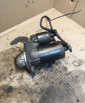 Audi A4 S4 B5 8D Starter motor 1005821818
