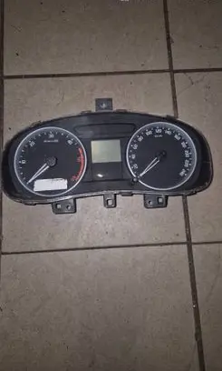 Skoda Roomster (5J) Speedometer (instrument cluster) 5J0920810C SKZ7Z0G4526378 V2823466