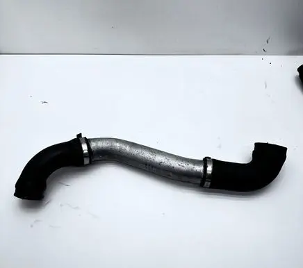 BMW 5 E39 Intercooler hose/pipe 7793133