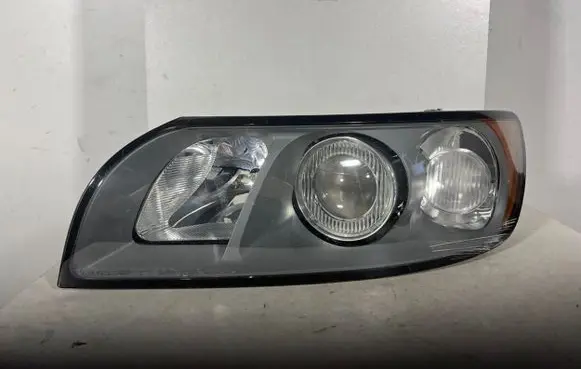 Volvo S40 Headlight/headlamp 30698885 0301198203