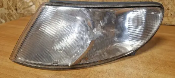 Saab 9-3 Ver1 Front indicator light 013029